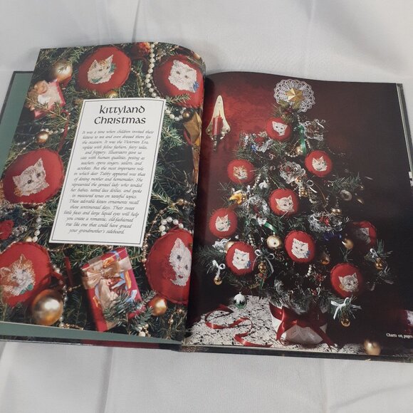 Bundle of 3 Cross Stitch Books from Leisure Arts Publication - Picture 13 of 14